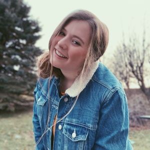 Meet your Posher, Emma